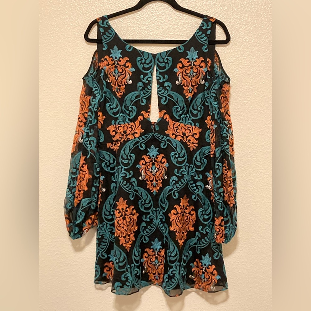 FREE PEOPLE - 0007 -Long Sleeved Lace Dress - Cocktail Dress